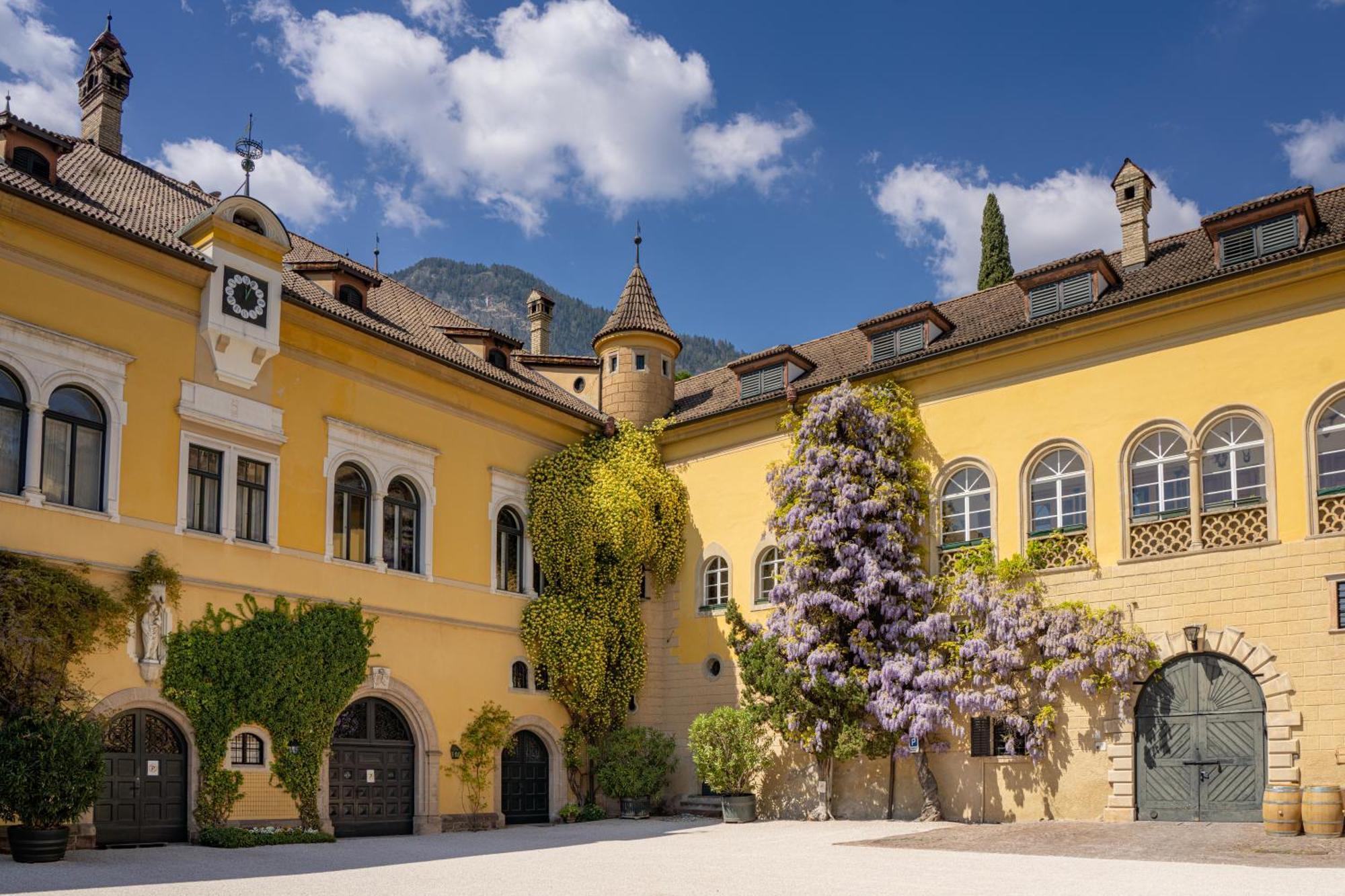 Castel Sallegg Suites Adults Only Кальдаро Экстерьер фото